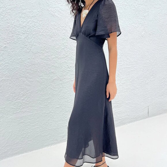 Lisa Says Gah Dresses & Skirts - 🦋 Lisa Says Gah ! Grace Chiffon Maxi midi Dress flutter sleeves in Black S